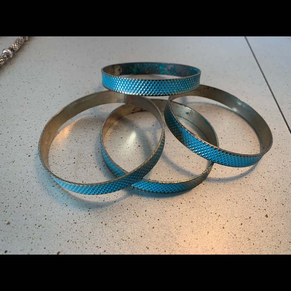 Bracelets - Picture 2 of 2